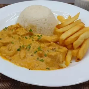 Strogonoff de frango